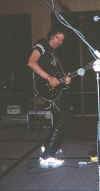 missi_bruce_live1.jpg (52717 bytes)